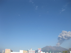 桜島さらに噴火20110923(2).JPG